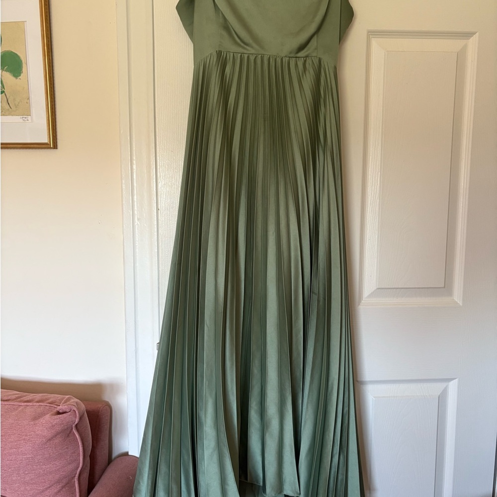 Abercrombie & Fitch Olive Green Pleated Maxi Dress